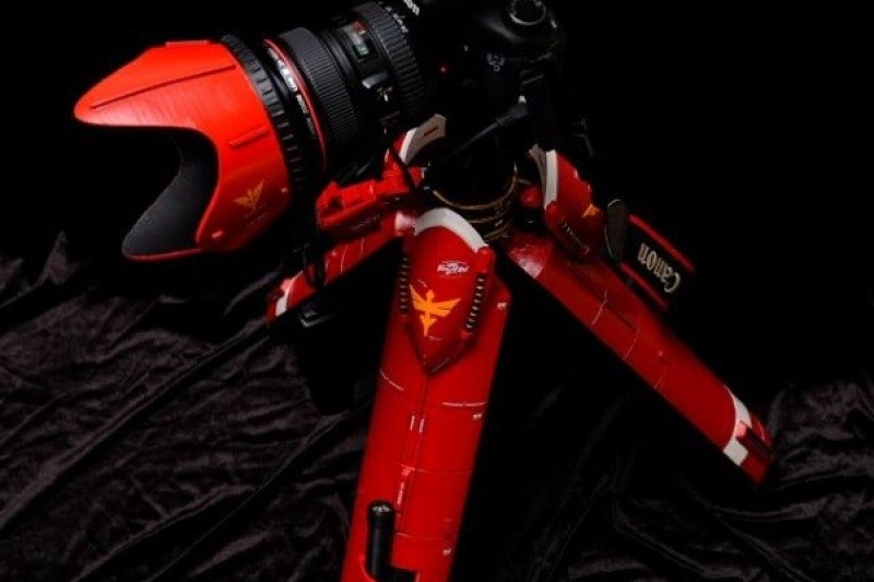 高达粉丝3D打印机甲战士造型的相机脚架