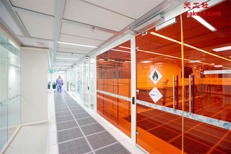 RMIT微纳米研究中心配备世界最快的纳米级3D打印机