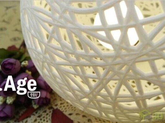 太有爱！3D打印把妈妈编织用的毛线球变成一盏灯