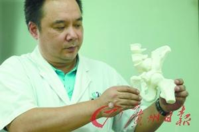 国内首例踝关节3D打印植入手术成功 八旬阿伯变身“未来战士”