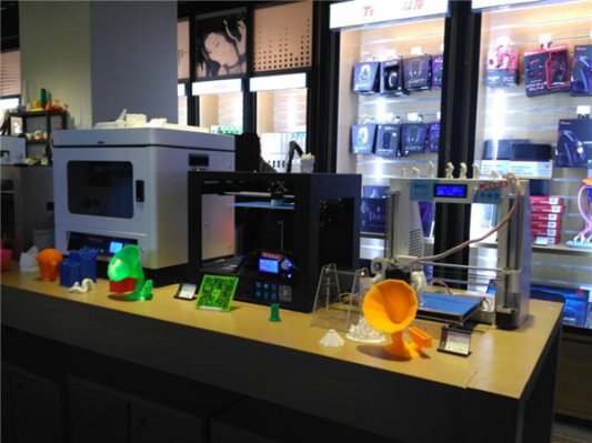 极光尔沃3D打印机斩获中国创新双项奖