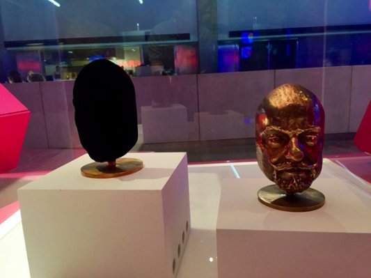 贵过黄金的史上最黑物质用于3D打印会发生什么？