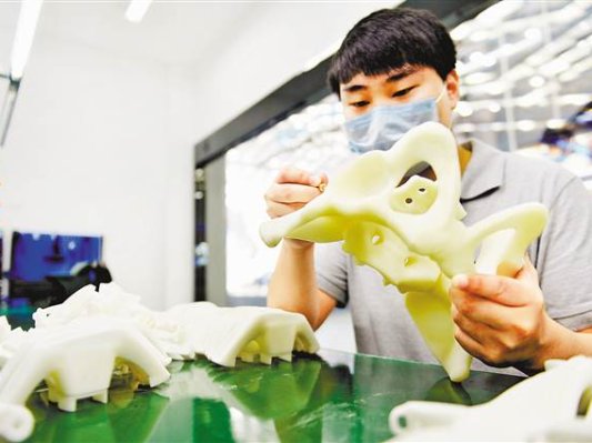 5万多颗义齿来自这里的3D打印