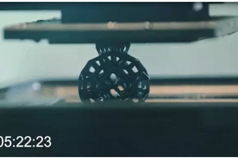 将3D打印速度提升百倍，清锋时代完成数千万元天使投资，能成为中国版Carbon 3D么？