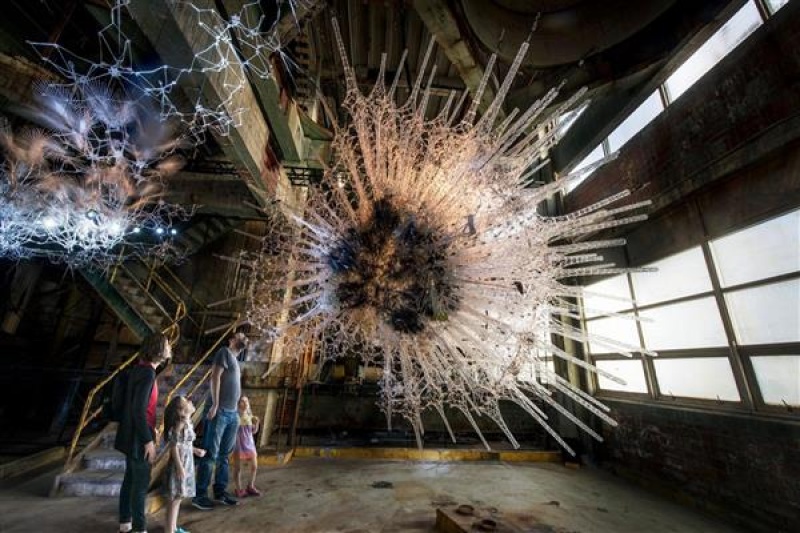 神奇的3D打印建筑“星细胞”，结合AI可与人进行感情交流