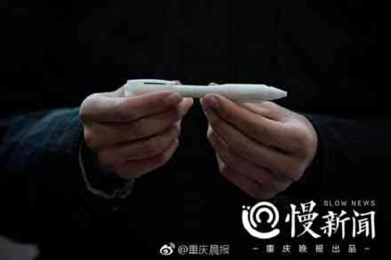 3D打印圈无名英雄助重庆16岁高中发明笔芯自动伸缩笔，屡获金奖