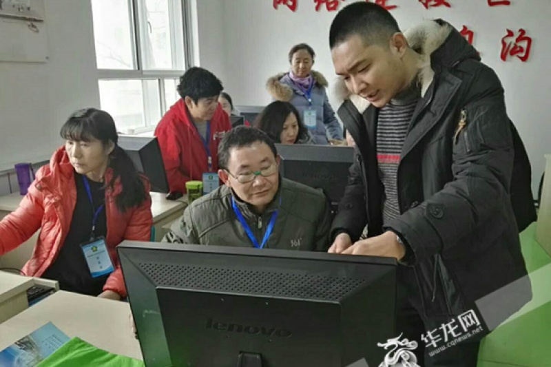 创业、助残两不误：残疾小伙用3D打印点燃人生理想