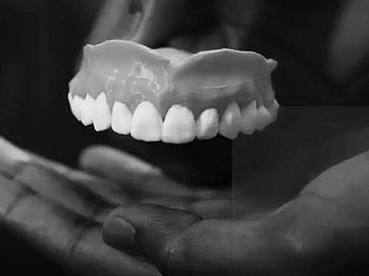 还有这种操作？3D打印智能假牙可缓释药物