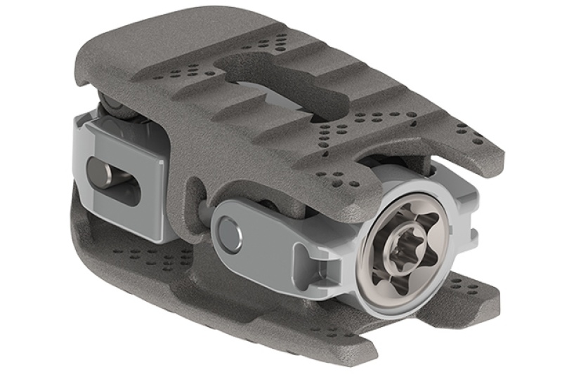 脊柱患者的福音，这两家公司将进一步抢占680亿RMB的市场