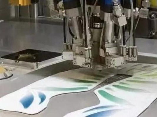 紧盯运动鞋生产，DSM与HP 对鞋面多材料3D打印技术进行投资