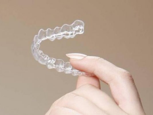 UNIZ推出立等可取3D打印隐形牙套