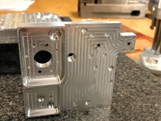 UAM 3D打印机开始为NASA制造卫星组件