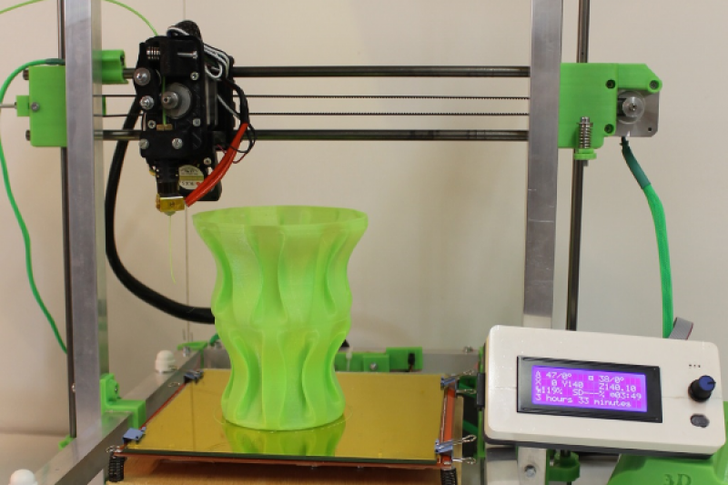全开源的可折叠便携3D打印机TeeBotMax