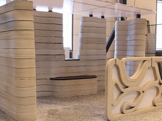 别人家的大学生 3D打印2米高混凝土凉亭
