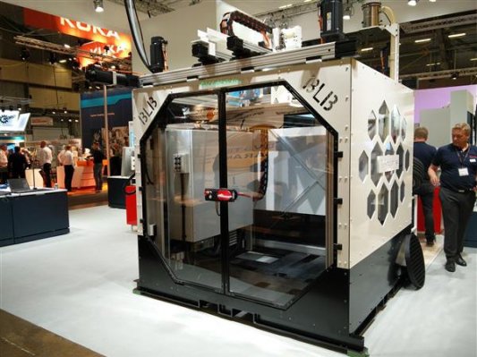 每小时“吃掉”塑料多达6公斤 瑞典这台3D打印机怎么做到？