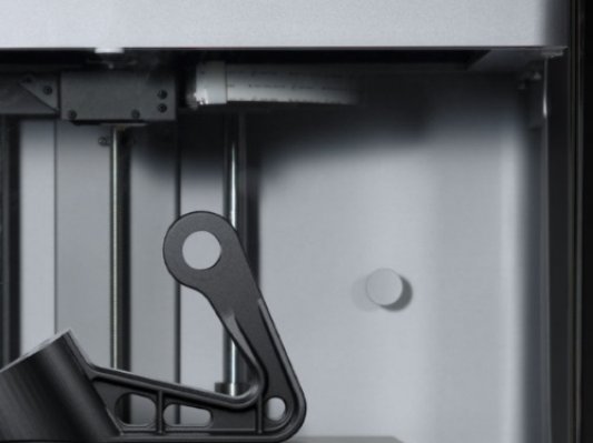 Markforged又出新设备 可激光检测的增强碳纤维3D打印机
