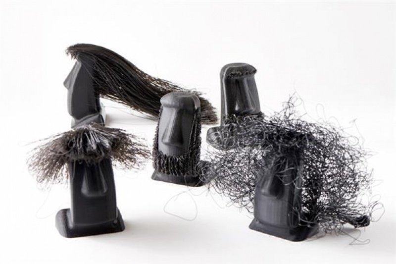 艺术使用3D打印让雕像长出头发：卷发、直发、鬃毛应有尽有