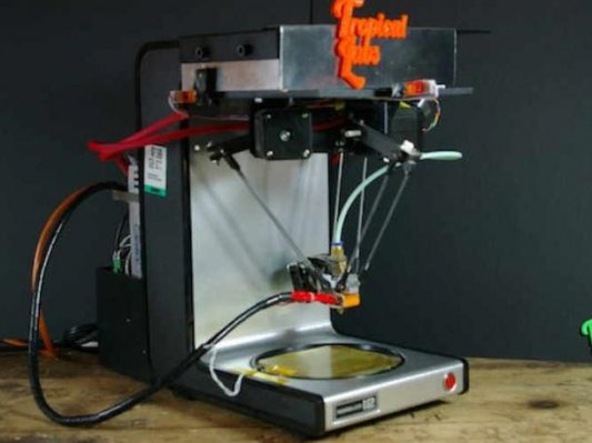 大神将咖啡机改造成3D打印机  底部加热装置溶解材料