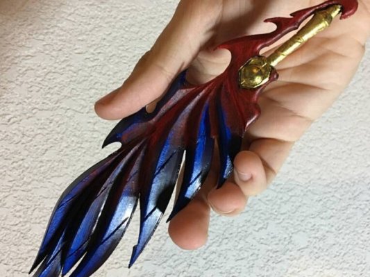 精品：怪物猎人主题的羽剑造型3D打印笔