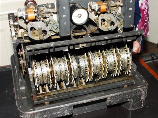 霸气！3D打印修复德国二战时使用的洛仑兹密码机