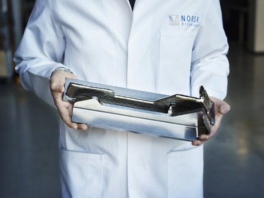 挪威钛喜获波音订单：3D打印钛金属为每架波音787节约200-300万美元
