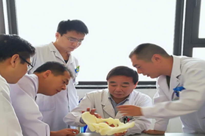 6车连环追尾，天津医院用3D打印成功完成复杂盆骨手术